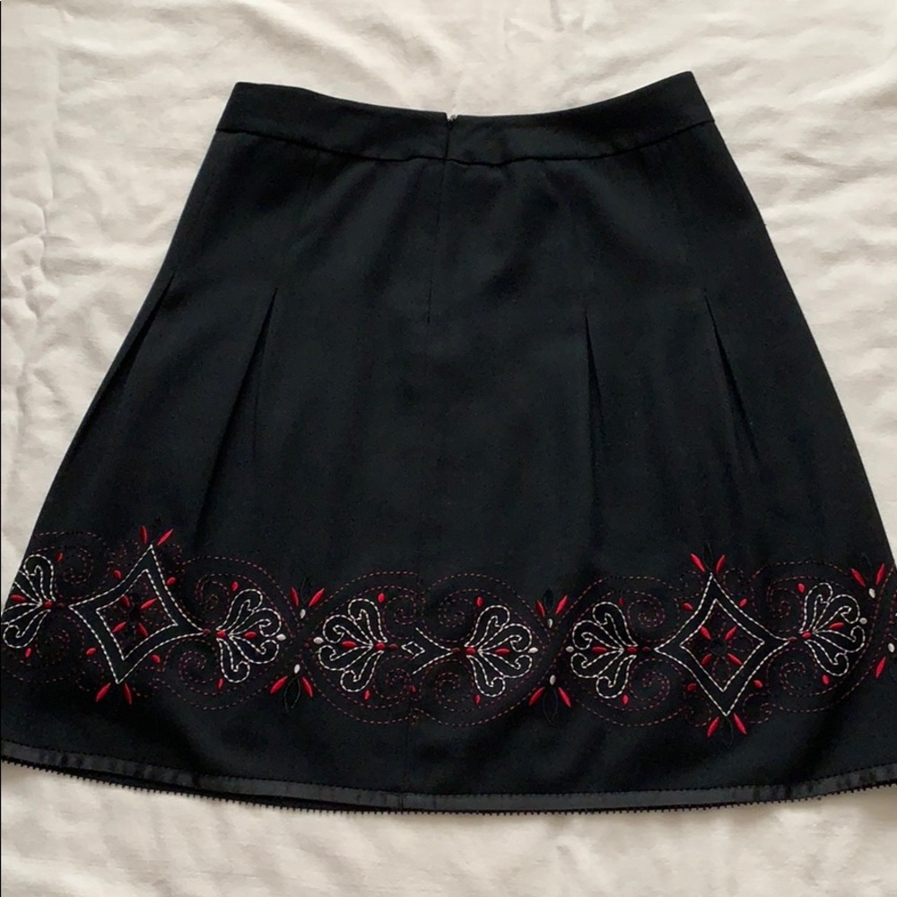 Ann Taylor Loft Petite Black Embroidered Skirt